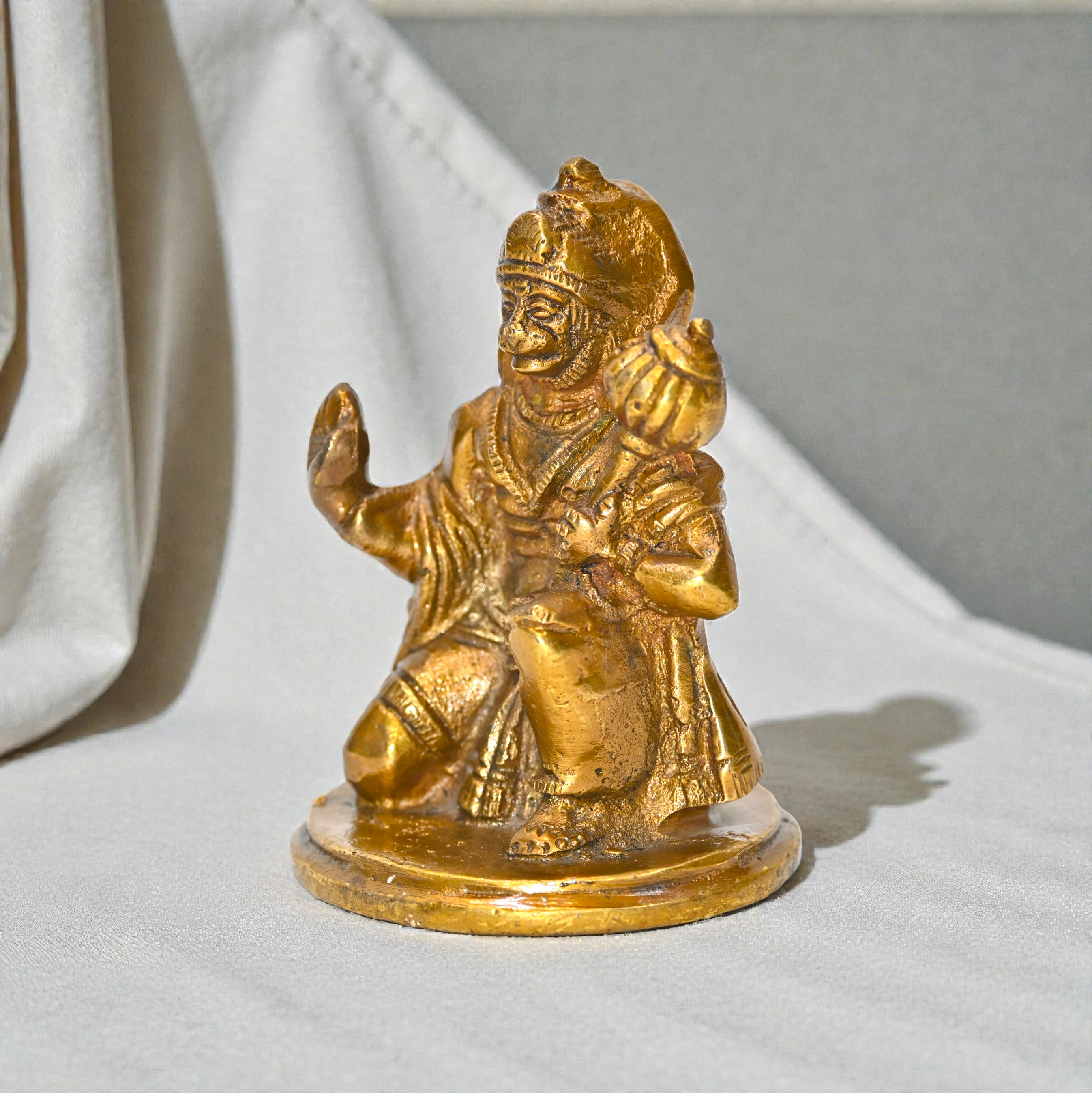 Brass Hanuman Ji Idol | Hanuman Murti with Gada | Handcrafted Hindu Puja Idol for Mandir & Home Décor | Golden Finish